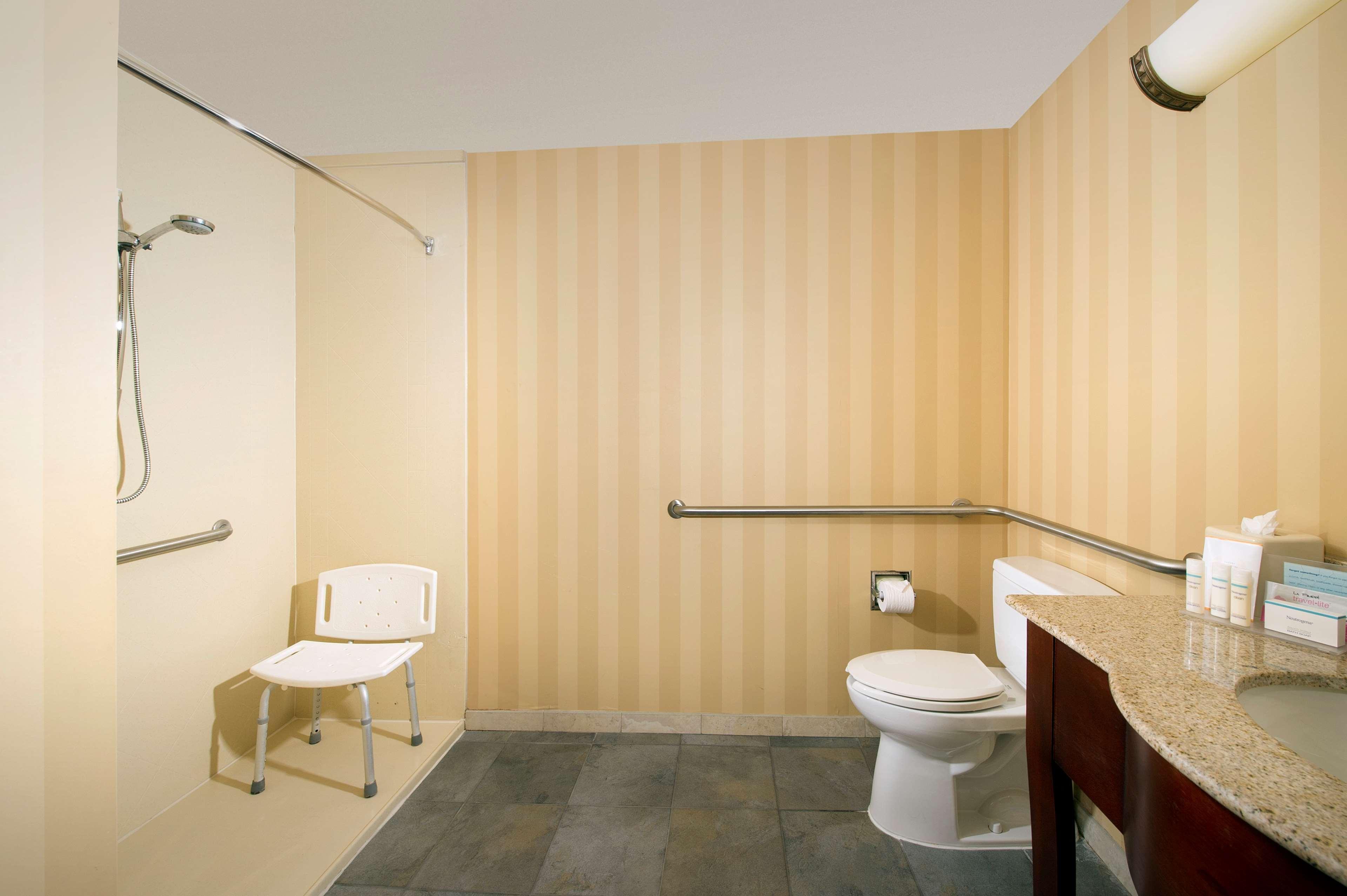 Hampton Inn And Suites San Antonio Airport Exteriér fotografie