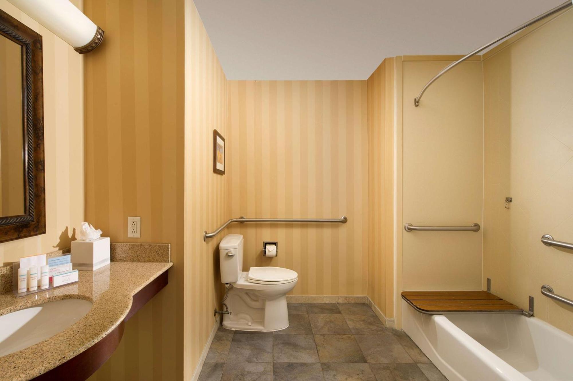 Hampton Inn And Suites San Antonio Airport Exteriér fotografie