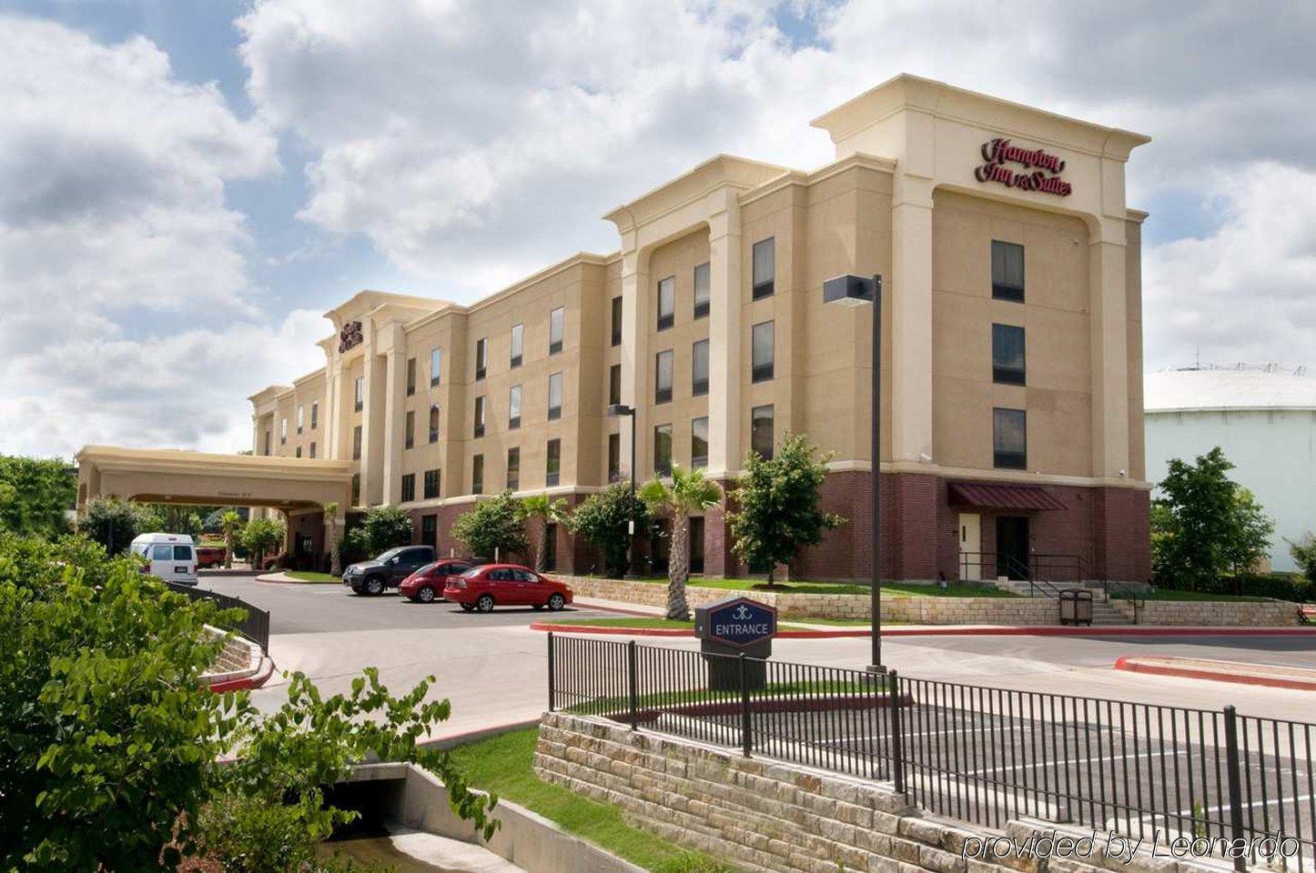 Hampton Inn And Suites San Antonio Airport Exteriér fotografie